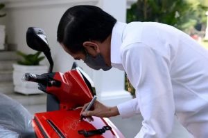 Bukan Prank, Remaja 19 Tahun Lelang Motor Listrik Presiden Seharga Rp 2,55 Miliar
