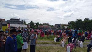 Bupati Bener Meriah Serahkan Bantuan Sosial Beras Kepada KPM PKH Di 10 Kecamatan