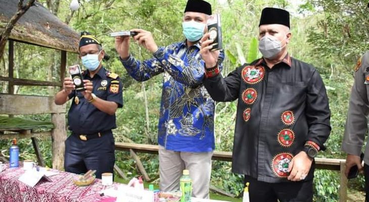 Bersama Gubernur Aceh, Bupati Shabela Resmikan Peluncuran Cerutu Gayo