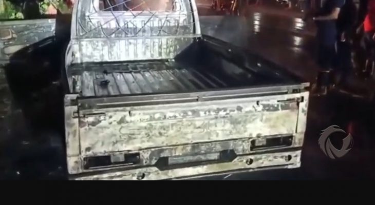 Muat BBM, Mobil Pickup di Banyuwangi Ini Dilalap Api