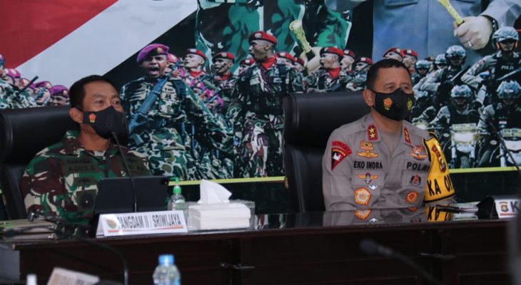 TNI dan Polri di Sumsel Ikuti Rapim Tahun 2021 Secara Virtual
