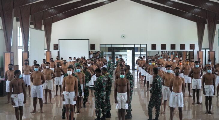 Kodam XVIII/Kasuari Gelar Sidang Parade Calon Bintara PK TNI AD TA. 2021 Panda Manokwari