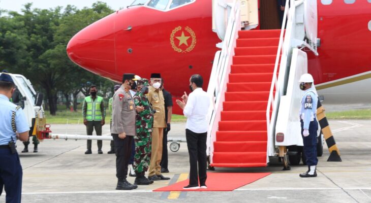 Pejabat Forkopimda Aceh Antar Presiden RI ke Bandara SIM Blang Bintang