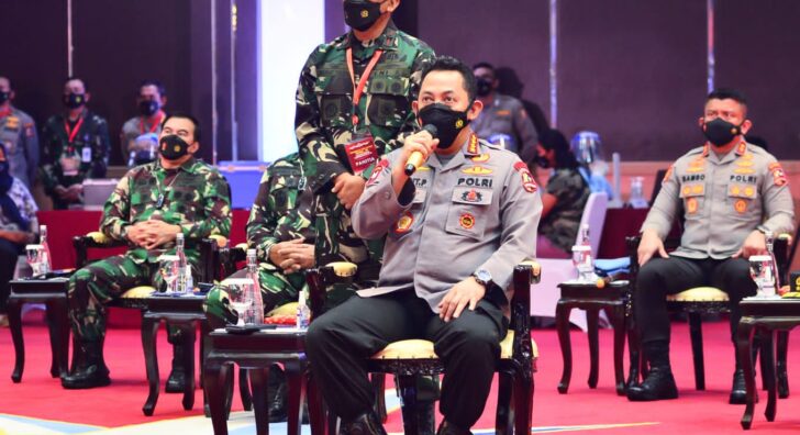 TNI-Polri Bersinergi Wujudkan Program Presiden Jokowi Serbuan Vaksinasi
