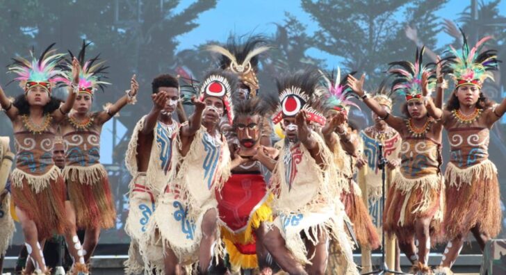 Tutup Kegiatan Harmonisasi Papua Barat, Pangdam XVIII/Kasuari : “Together We Can”, Bersama Kita Bisa 