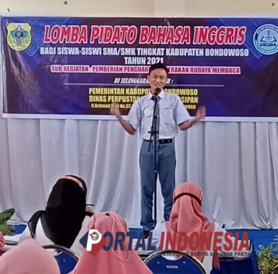Siswa SMK Manbaul Ulum Juara Lomba Pidato Bahasa Inggris Kabupaten Bondowoso