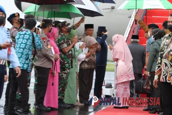 Pangdam ll/Sriwijaya Pimpin Pengamanan Wapres RI Pada Penutupan Muktamar ke 34 NU