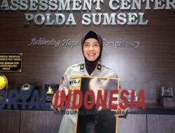 Kompol Nila Marlina Nasution, S.E, M.H Mendapat Pin Emas dari Kapolda Sumsel