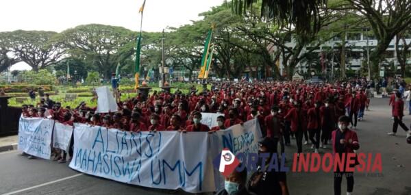 BEM se-Malang Raya Demo Tolak Pemilu Ditunda dan Presiden 3 Periode