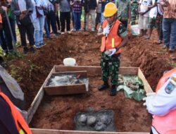 Pangdam XVIII/Kasuari Ikut Dalam Peletakkan Batu Pertama Pembangunan Kantor DPR Provinsi Papua Barat