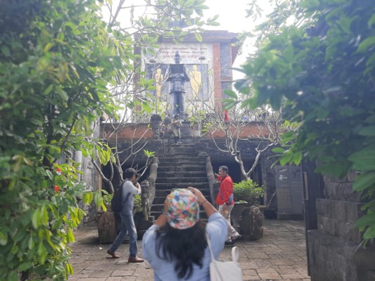 Bertepatan Hari Lahir Ir Soekarno, Wartawan DPRD DIY Kunjungi Museum Bung Karno di Bali