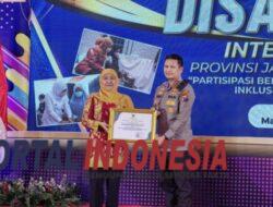 Kapolresta Malang Kota Raih Penghargaan Institusi Pemerintah Peduli Disabilitas dari Gubernur Jatim