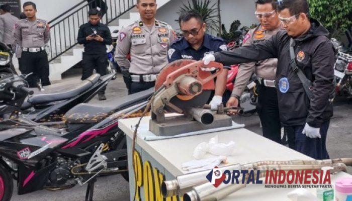 Polisi Ponorogo Akan Tindak Tegas Motor ‘Knalpot Brong’ di Malam Tahun Baru