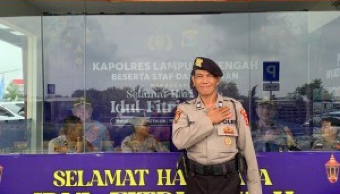 Berkat Kejujurannya Kembalikan Uang 100 Juta, Aiptu Supriyanto dapat Hadiah Sekolah Perwira