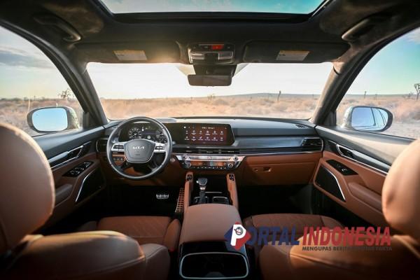 Membersihkan dan Merawat Interior Mobil