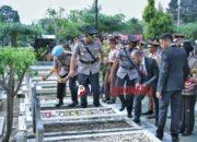 Songsong Hari Bhayangkara Ke-78Th, Polresta Malang Kota Ajak Taruna Akpol Ziarah TMP