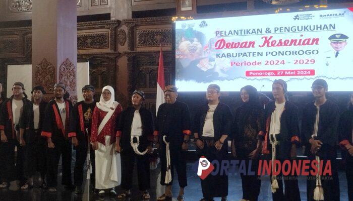 Pengukuhan Dewan Kesenian Ponorogo, Bupati Kang Giri: Kolaborasi Budaya ‘Kuno, Kini dan Nanti’