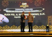 Getol Tertibkan Praktik Minyak Ilegal, Kapolda Sumsel Sabet Penghargaan CNN Award 2024