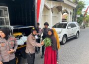 Mobil Dapur Lapangan Polresta Sidoarjo Disambut Hangat Warga Desa Sidokepung