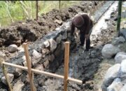 Buntut Kualitas Proyek Plengsengan Diragukan, Ketua LSM AUU Siap Pertanyakan ke DPRD Sidoarjo