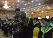 Pesan Plt. Bupati Sidoarjo untuk Lulusan Unusida