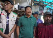 Plt Bupati Subandi Tunjukkan Aksi Nyata, Bantu Warga Kurang Mampu di Sidoarjo