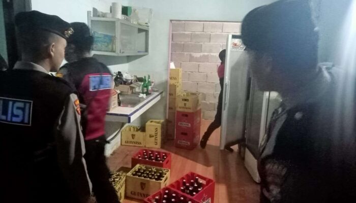 Polres Situbondo Gagalkan Peredaran Ratusan Botol Miras Ilegal, Berantas Ancaman Generasi Muda