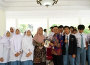 Puluhan Siswa SMA MD Kalasan Minta DPRD Sleman Buat Perda Tegas Tentang Miras dan Sampah