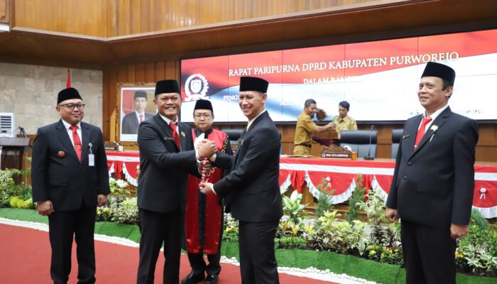 Tunaryo Pimpin DPRD Purworejo Periode 2024-2029