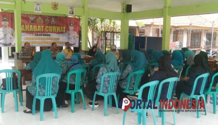 Libatkan Emak-emak, Polsek Krian Gelar Sosialisasi Pilkada Damai 2024