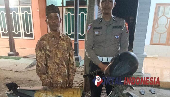 Humanis dan Persuasif, Petugas Satlantas Polresta Pasuruan Berhasil Tindak Pengendara R2 yang Viral Sambil Tiduran