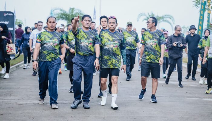 Peringati HUT ke-79 TNI, Pangdam II/Sriwijaya Bersama Kapolda Sumsel Ikuti Sriwijaya Run