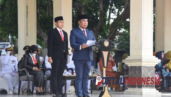 Hari Pahlawan, PNS Sidoarjo Terima Tanda Kehormatan Satyalencana Karya Satya dari Presiden