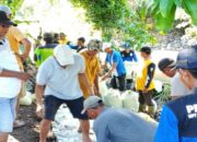 Warga Maduran Besuki Bersatu Gotong Royong Antisipasi Banjir