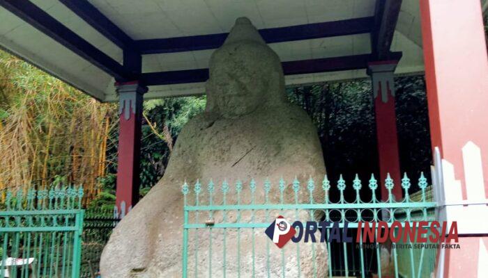 Reco Lanang, Warisan Buddha Akshobhya yang Megah di Lereng Gunung Buthak