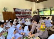 HUT ke-77 Logistik Polri, Polres Pasuruan Bagikan Makanan Bergizi, Anak-Anak SDN Pejangkungan Bersorak Gembira