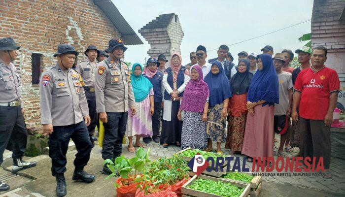 Polsek Balongbendo dan Pemdes Kemangsen Dorong Swasembada Pangan Lewat Penyerahan Bibit dan Penyuluhan