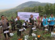 Forkopimda Probolinggo Kolaborasi Hijau, Tanam Pohon Gamal