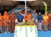 Peringati HUT ke-38, SMAN Godean Sleman Gelar Upacara Bernuansa Jawa