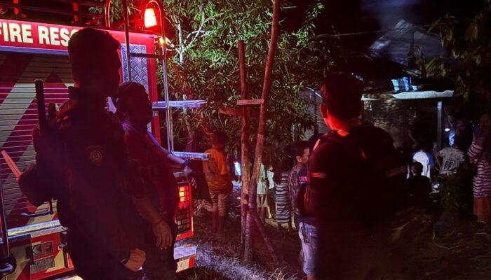 Rumah Nenek Lansia di Mamuju Ludes Terbakar, Kerugian Ditaksir Rp100 Juta