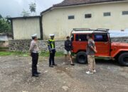 Polres Probolinggo Pastikan Keamanan Wisatawan Bromo dengan Tes Urine Sopir Jeep dan Bus Wisata