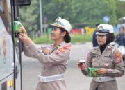 Aksi Humanis Polwan di Terminal Purabaya, Kopi Gratis dan Pos Bergaya Kastil