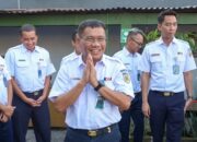KAI bersama Kementerian BUMN Bagikan Bantuan TJSL di Yogyakarta