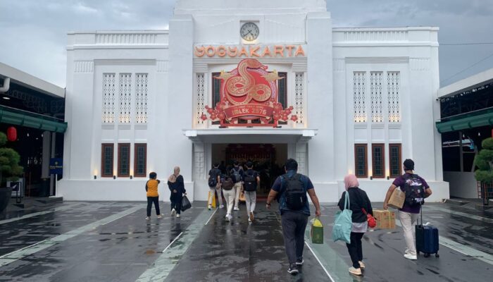 Lonjakan Penumpang KA di Daop 6 Yogyakarta pada Akhir Pekan Cukup Signifikan