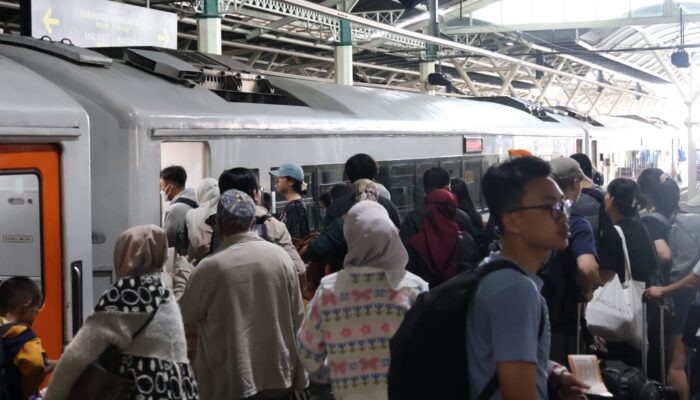 KAI Daop 6 Catat Okupansi KA Jarak Jauh Keberangkatan Hari Ini Capai 99%