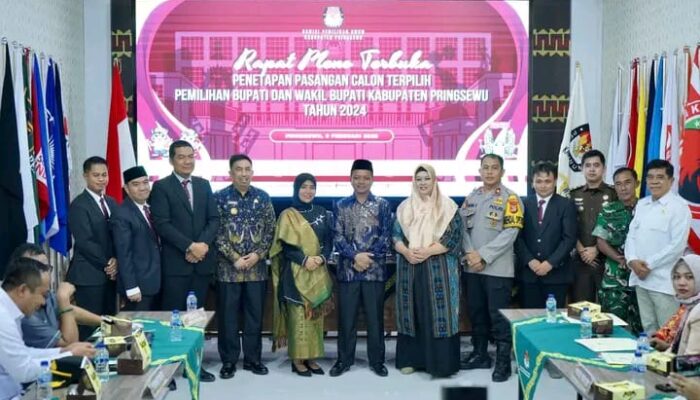 KPU Tetapkan Riyanto-Umi sebagai Bupati dan Wakil Bupati Pringsewu 2025-2029
