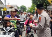 Jumat Berkah, Polsek Taman Berbagi Makanan, Hangatkan Kebersamaan Warga