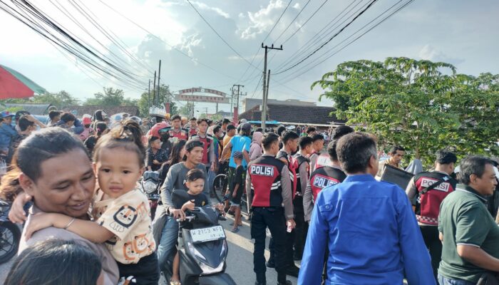 Polisi Kawal Nyadran Balongdowo, Warga Antusias Rayakan Tradisi Ruwatan
