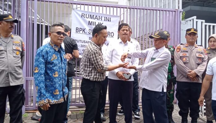 Eksekusi Rumah di Delta Sari Regency Berjalan Lancar, Namun Ditemukan Kerusakan Parah