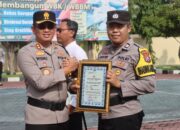 Kapolres Probolinggo Pimpin Upacara Pemberian Penghargaan Sekaligus PTDH kepada Anggota